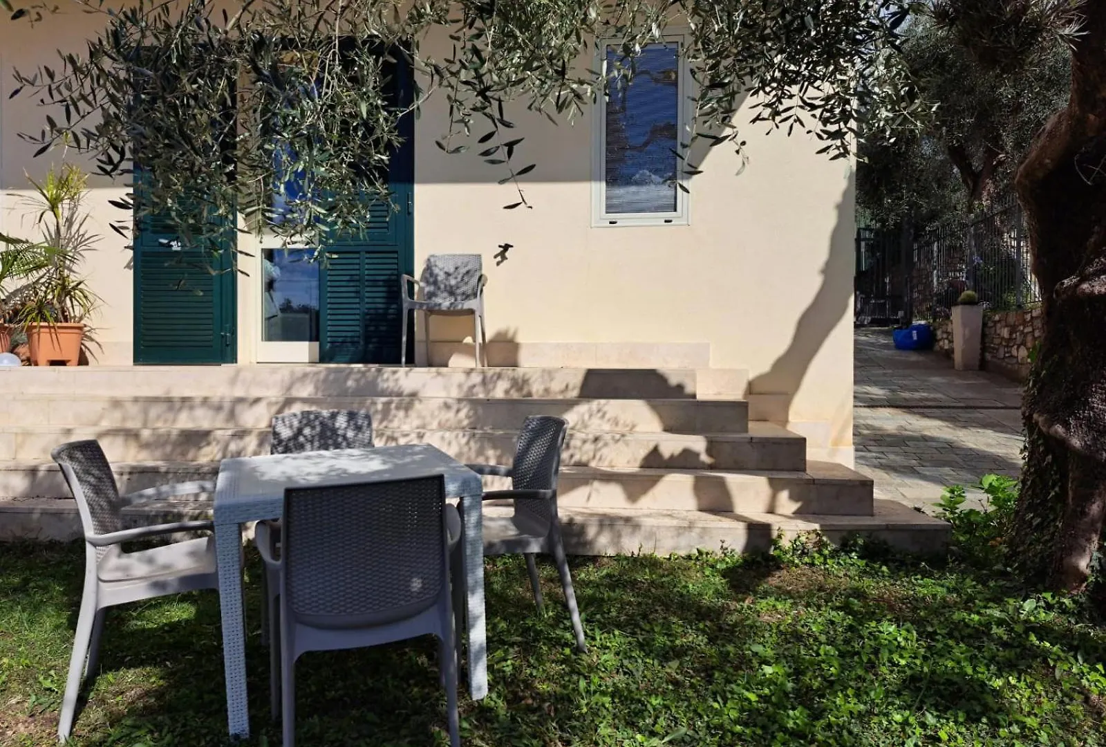 Gelsomino Apartments By Quokka 360 - Studio With Garden And Apartment With Terrace Cervo 0*,  Italy